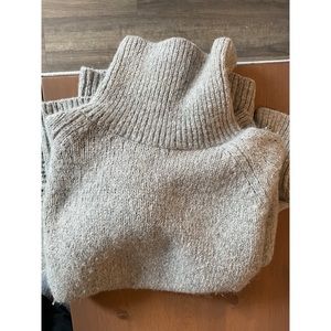 Aritzia The Group by Babaton Alpaca Turtleneck Sweater